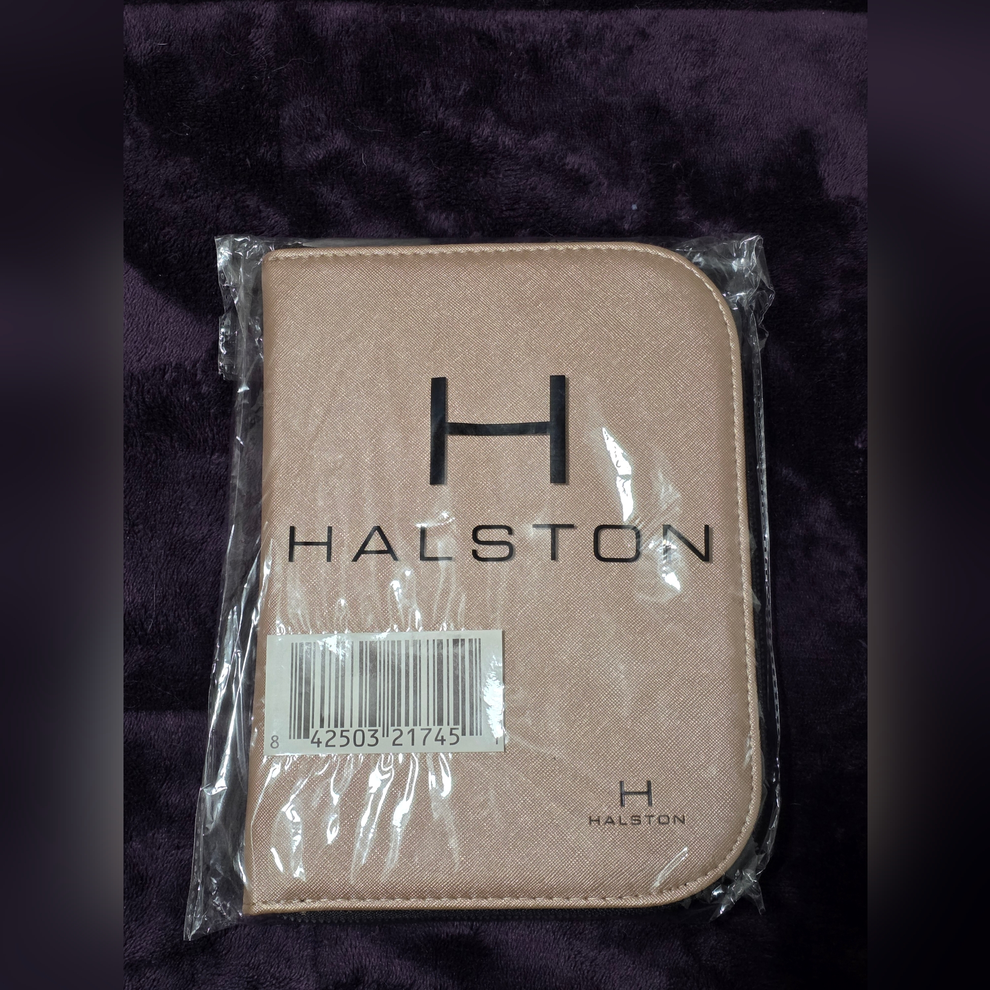 Nip Halston Jewelry Travel Portfolio In Gold 45$